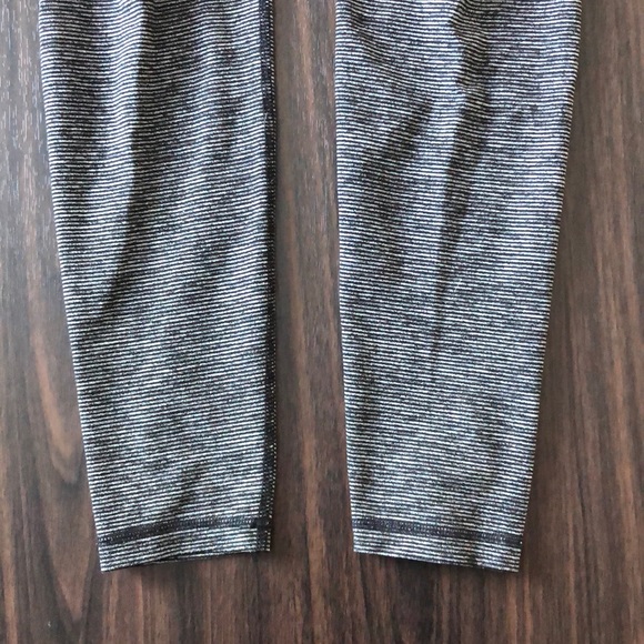 Old Navy High Rise Leggings yoga pants melange - Picture 4 of 7